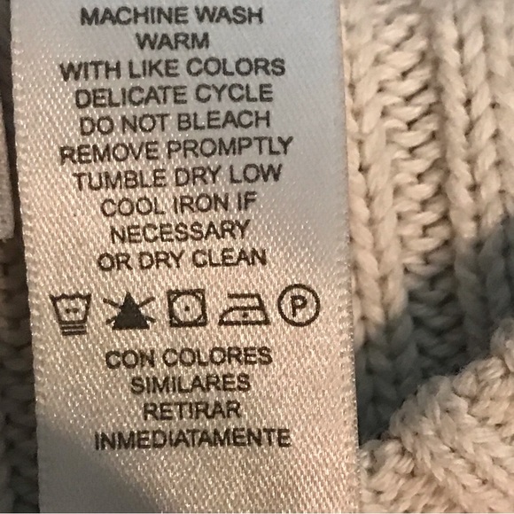 Liz Claiborne Cable Knit Sweater - Picture 7 of 9